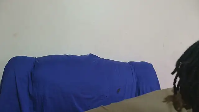 sluttylaura21 Live XXX Chat