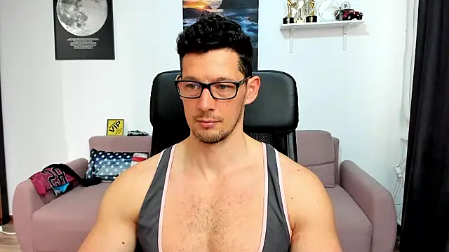 BrutusK08n Live XXX chat