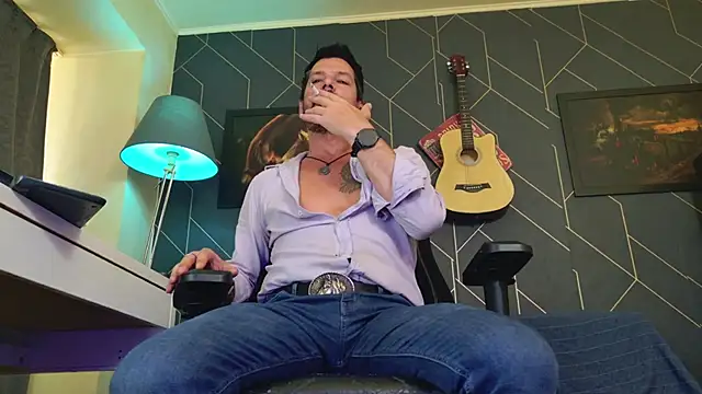 Chat +18 de ChrisKox ao vivo