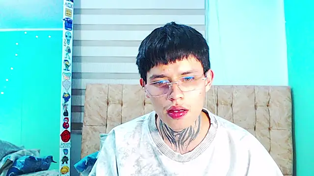 _justinmoon2n Live XXX chat