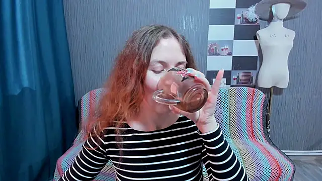 pa1e_pr1ncess Adlı Modelin Canlı XXX Sohbeti