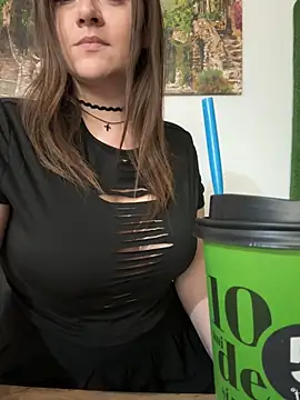 CrazyToriのライブXXXチャット