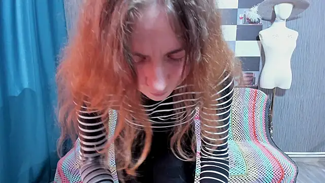 دردشة pa1e_pr1ncess الجنسية المباشرة