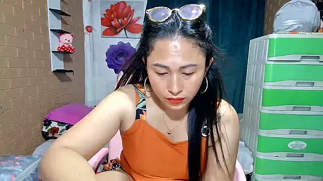 Chat XXX en directo de Ugly-Filipina