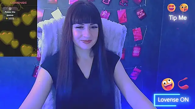 Chatroom XXX en direct de Violla_My