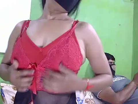 Indian_Horny_Wife 现场XXX聊天