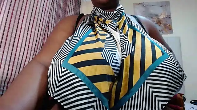 CHOCOLATEDARKBUSTYX Chat XXX in diretta