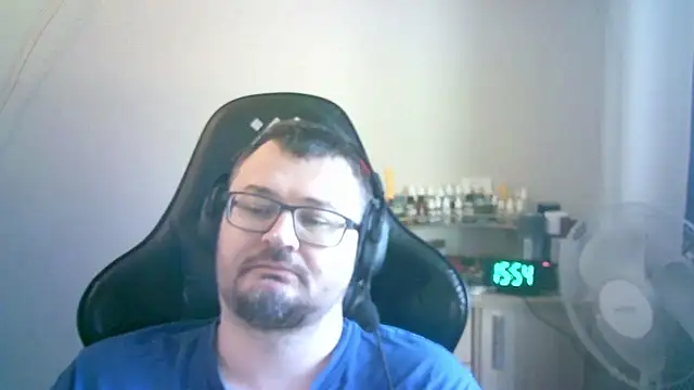 SirAbuser Chat XXX in diretta