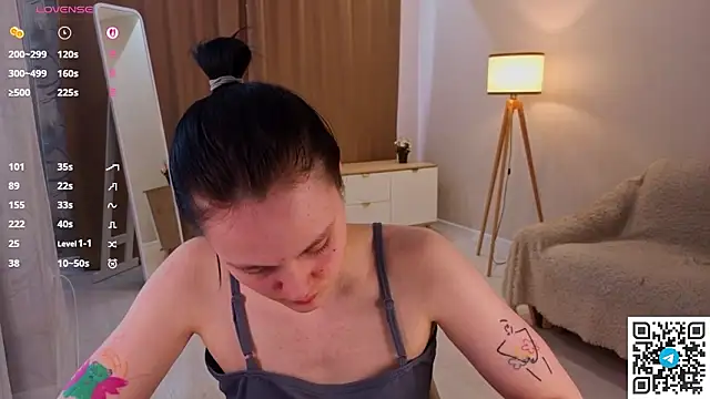 XXX chat uživo modela MaryCoopeer