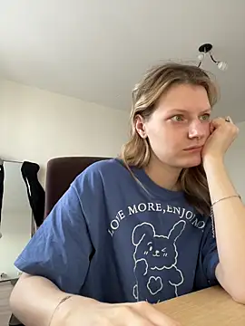 MaryHiggins 即時 XXX 聊天