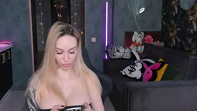 Blckmirrorr – Naživo XXX chat