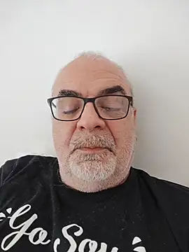 دردشة Satiro_Sevilla الجنسية المباشرة