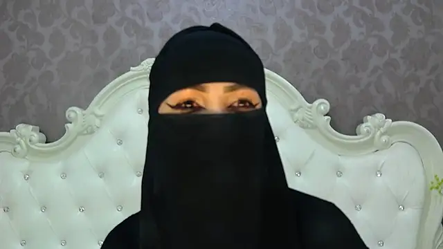 Czat XXX na żywo – Hajar_Kar