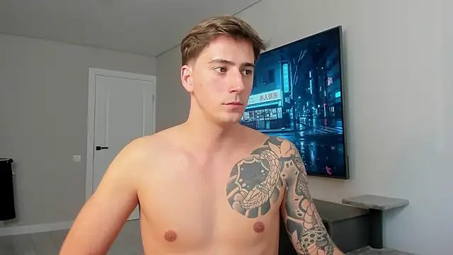 دردشة DaniHort الجنسية المباشرة