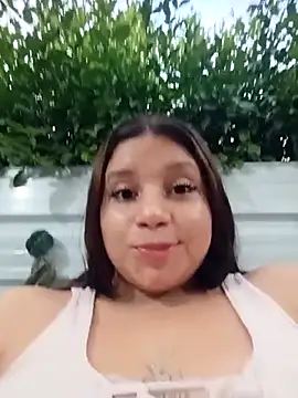 Virgin-Totona's Live XXX Chat