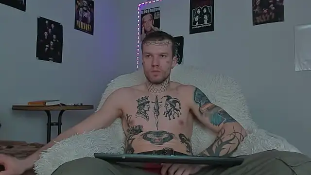 Huntall77 élő XXX-chatje