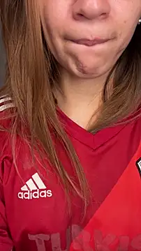 Nare-26: вебкам-шоу