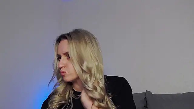 sexy_fuzzy_socks' Live XXX Chat