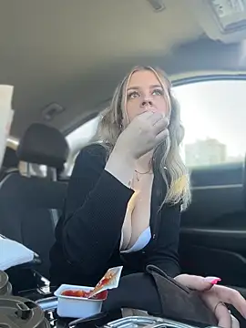 Love_BriのライブXXXチャット