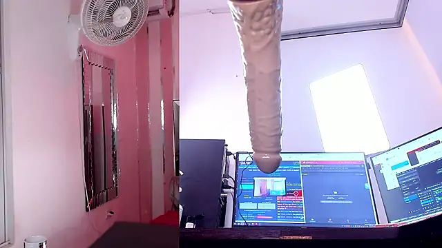 PamelaAddams_ Live XXX-Chat