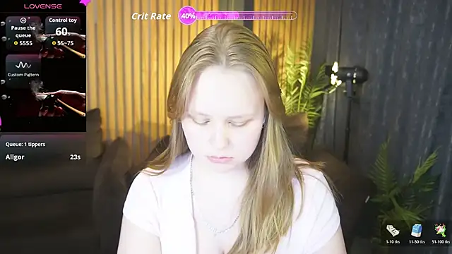 CrystallPaws Chat XXX in diretta