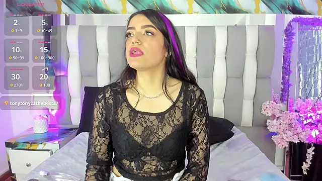 IsaDiiaz Chat XXX in diretta