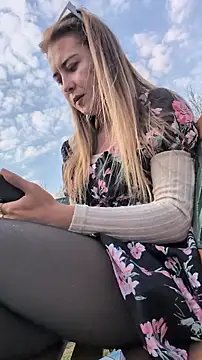 Онлайн чат XXX Risky_julia2330