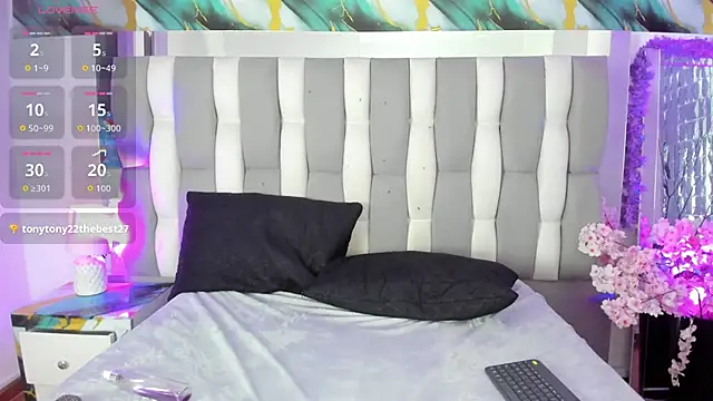 Chat XXX en directo de IsaDiiaz