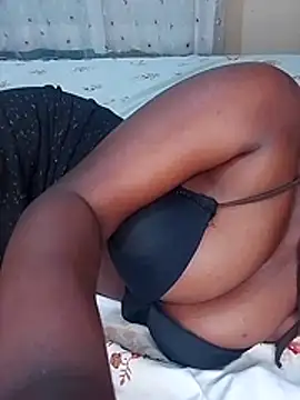 Show modela ndivhuwomuleya na web-kameri