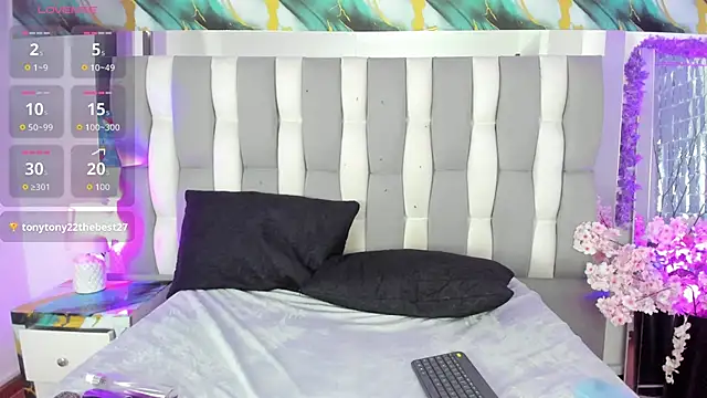 IsaDiiaz Chat XXX in diretta