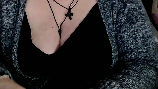 Chat +18 de mayasmith ao vivo