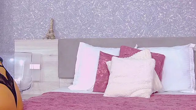 EmmaDevereaux Live XXX-Chat