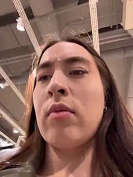 Holly_Play Webcamshow