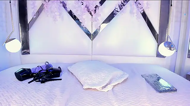 Онлайн чат XXX NallyMax1