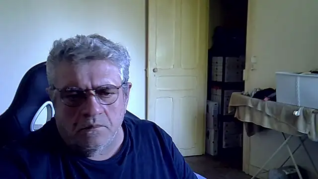 _hippo_のウェブカメラショー