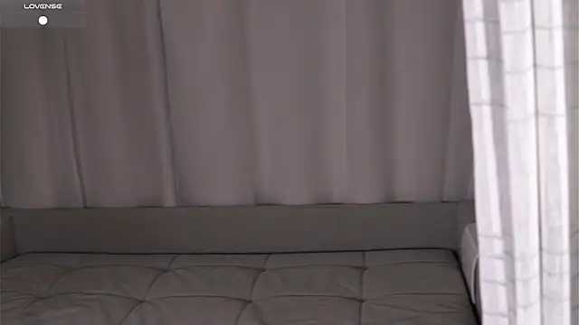 Chatroom XXX en direct de KnittedGoo