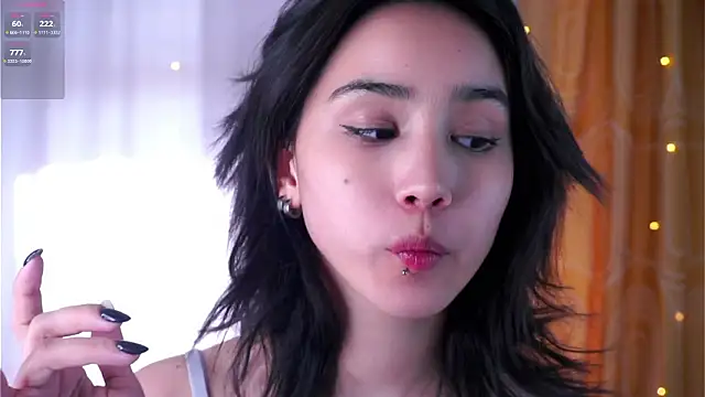 EmelinaGnas Live XXX-Chat