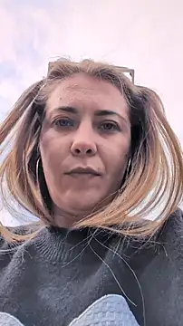 Risky_julia2330: онлайн-секс-чат