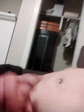 Reddog833's Webcam Show