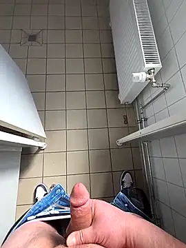 Pokazy przed kamerką – zibidy744