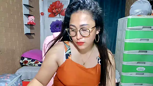 XXX chat uživo modela Ugly-Filipina