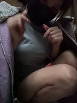 Carlin-yiyiのライブXXXチャット