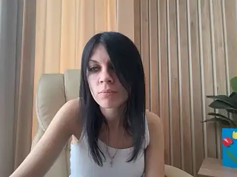 InjaAtHome – Naživo XXX chat