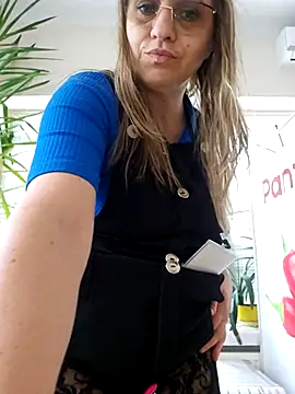 Вебкам-шоу BLONDKICIA1