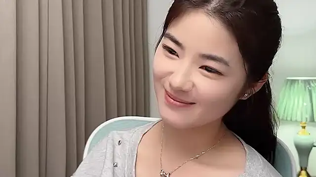 Nicole20266 Pertunjukan Webcam