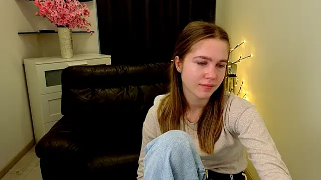 Just_L0VE_me Adlı Modelin Canlı XXX Sohbeti