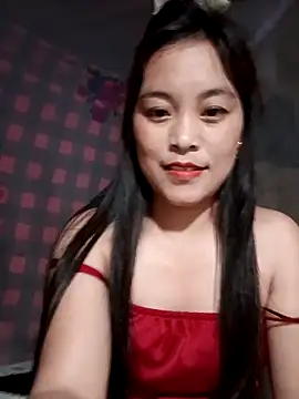 Chat XXX en directo de Alice-567