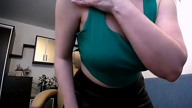 Pokazy przed kamerką – LindaLiony