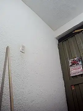 Pokazy przed kamerką – _Miaaleon