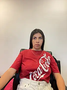 Alanna_atm_のライブXXXチャット